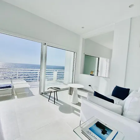Dream In Blue Free Wifi * Callao Salvaje
